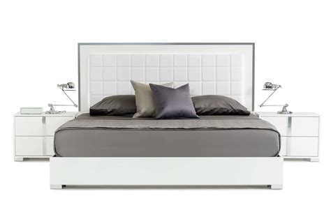 Modrest San Marino Modern White Bed by VIG Furniture