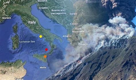 Stromboli volcano eruption MAP: Which volcanoes in Italy are erupting right now? | World | News ...