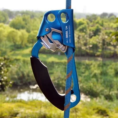 Hand type ascender The rope ascender Climbing ascender Outdoor rock climbing equipment supplies ...