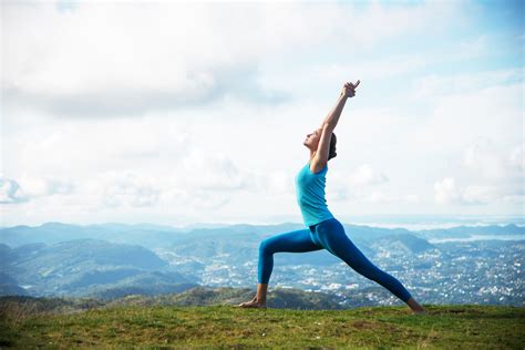 Get Fierce With This Warrior Pose Sequence for Yoga Home Practice | Evening yoga, Yoga fitness ...