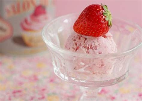 Spring Colored Strawberry and Condensed Milk Ice Cream Recipe by ...