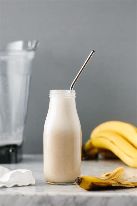 Banana Milk (vegan, dairy-free) | Downshiftology