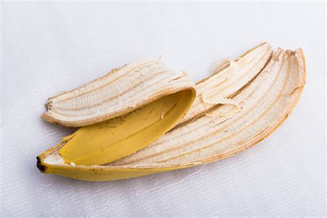 16 Ingenious Ways To Re-Use Banana Peels