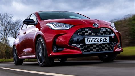 Revisión del nuevo Toyota Yaris GR Sport 2023 - Motores Pro