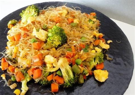 Stir-Fried Rice Vermicelli Recipe by Beula Pandian Thomas - Cookpad