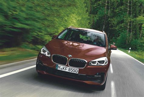 2019 BMW 225xe Active Tourer M Sport F45 and 2019 BMW 220i Gran Tourer Sport F46 - road test ...