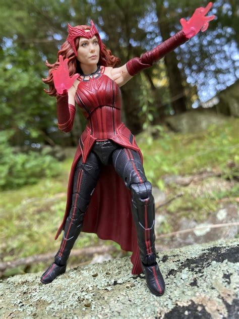 Marvel Legends WandaVision Scarlet Witch Figure REVIEW & Photos - Marvel Toy News