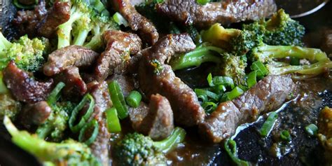 Crispy Beef and Broccoli Stir Fry Recipe - Delish.com