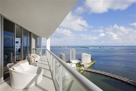 ICON Brickell Miami | Miami condo interiors, Miami condo, Miami houses