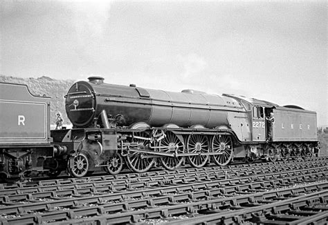 How about a "What-if" locomotive?: the LNER's planned "I1" 4-8-2, in reality this class never ...