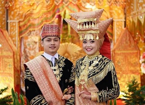 Minangkabau Culture : Society