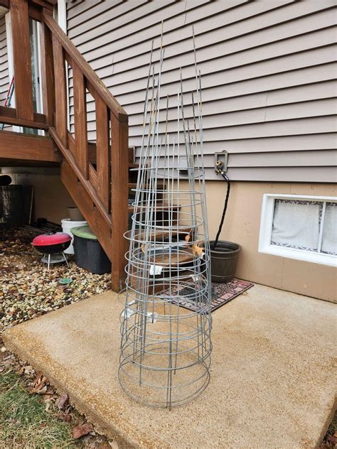 Tomato Cages for sale in Breckenridge Hills, Missouri | Facebook Marketplace