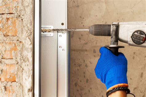 8 Best Preventative Maintenance Tips for Garage Doors