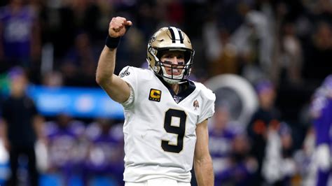 New Orleans Saints QB Drew Brees returns to team on two-year contract