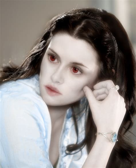 Vampire Bella - Twilight Series Photo (7043574) - Fanpop