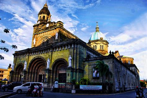 Travel Thru History Manila: Razed and rebuilt