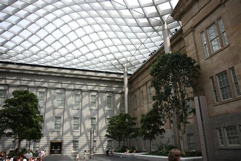 National Portrait Gallery - Washington Dc - 01132 Photograph by DC Photographer