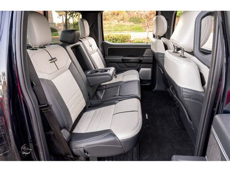 2023 Ford F-150 Lightning: 52 Interior Photos | U.S. News