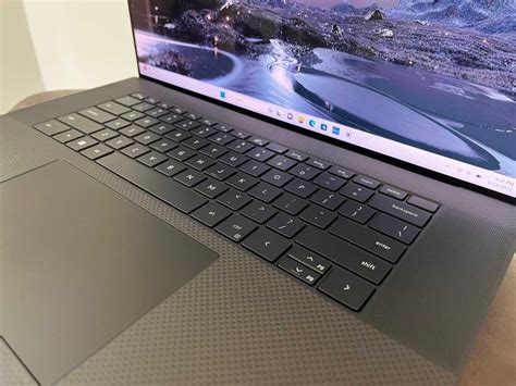 Dell XPS 17 9730 review: Luxurious, but no OLED for content creators | PCWorld