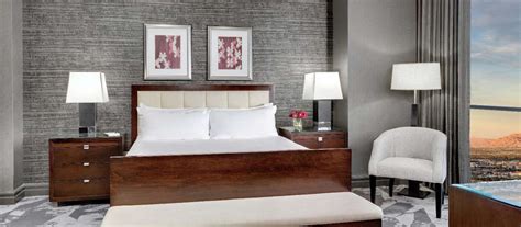 Tower Elite Two Bedroom Suite at Luxor Hotel & Casino | Las Vegas Suites