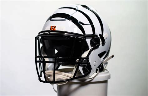 bengals color rush with white helmet - Chun Nall