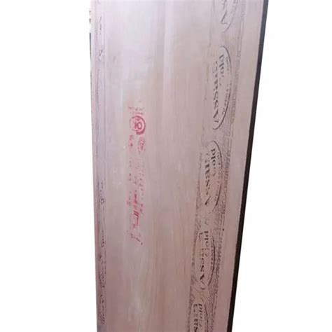 14mm Waterproof Plywood Board, For Furniture, Size (Sq ft): 9' x 6' at ...