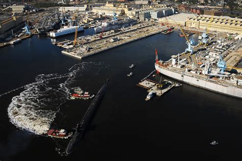 Portsmouth Naval Shipyard ups security after Navy base shootings | American Military News