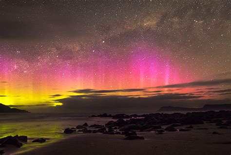 The Aurora Borealis and Aurora Australis | Black Tomato