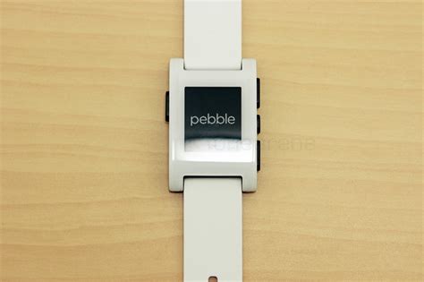 Pebble takes on fitness bands with continuous activity tracking in a new software update