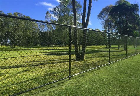 Chainwire/Chainmesh/Cyclone Mesh Fencing Melbourne - Pinnacle Fencing