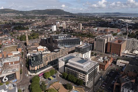 Gallery of Ulster University Belfast Campus / Feilden Clegg Bradley Studio - 1