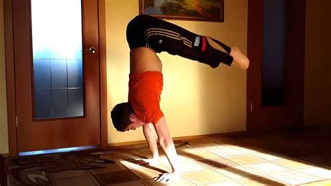 How to Do a Press Handstand: 5 Essential Points of Proper Technique an – Torokhtiy Weightlifting