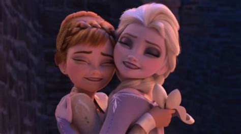 Hugging Disney Frozen Anna And Elsa