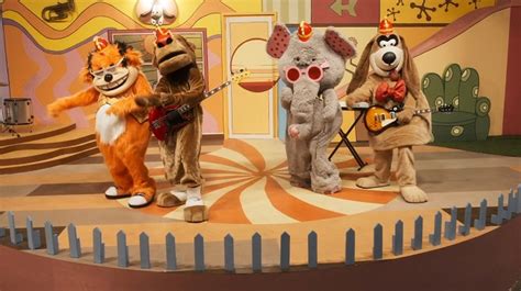 The Banana Splits Movie (2019) — Contains Moderate Peril