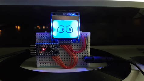 Lcd arduino eyes - YouTube