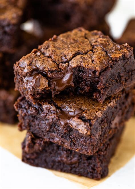 Easy One Bowl Fudgy Cocoa Brownies | Gimme Delicious