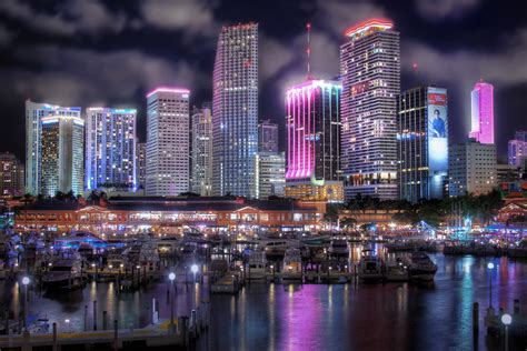 🔥 [73+] Miami Skyline Wallpapers | WallpaperSafari