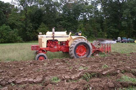 Lets see your plowing tractors - Yesterday's Tractors