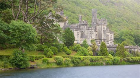 Kylemore Abbey in Kylemore - Tours and Activities | Expedia.ca