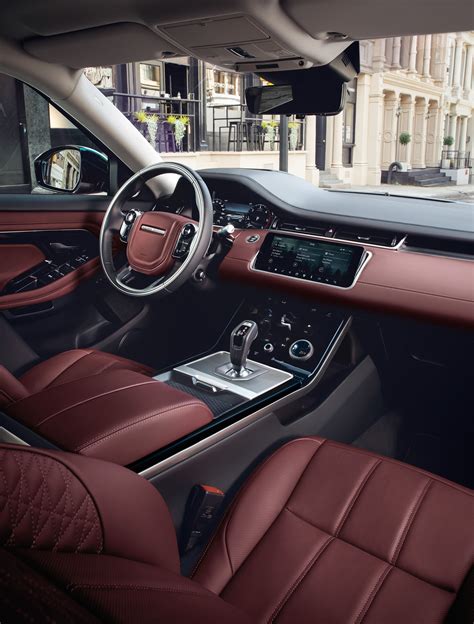 Range Rover 2022 Evoque Interior