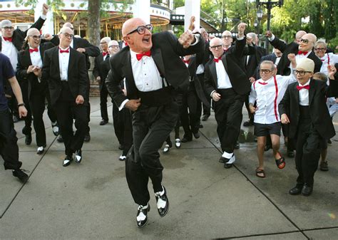 Mr. Six flags and followers. ANNIE :) | Funny old people, Old people dancing, People dancing