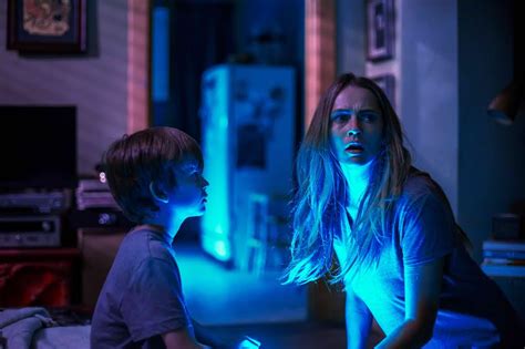 WATCH: New trailer for ‘Lights Out’ sets up horror story – CinemaBravo