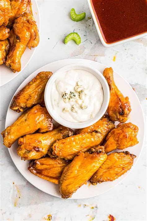 Air Fryer Chicken Wings (Easy Buffalo Sauce) - Easy Chicken Recipes