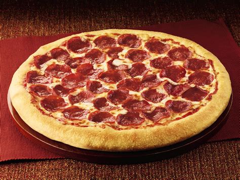 File:Pizza-Hut-pepperoni-pan-pizza-original.jpg