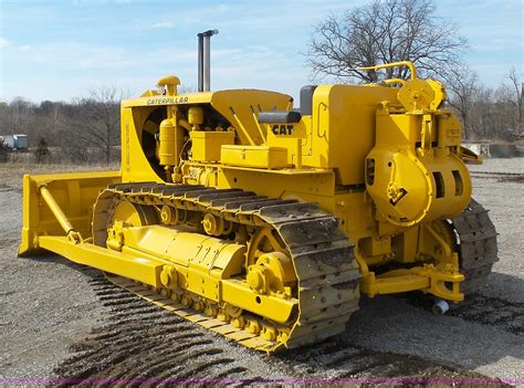 1953 Caterpillar D8 dozer in Greenwood, MO | Item L3197 sold | Purple Wave