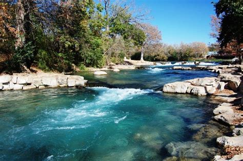 Beautiful Texas Hill Country - EtravelTrips