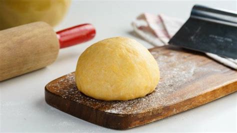 Empanada Dough Recipe | Yummy.ph