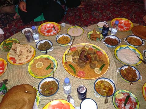 Sparkling Desert: Traditional Saudi Food - Najd Village