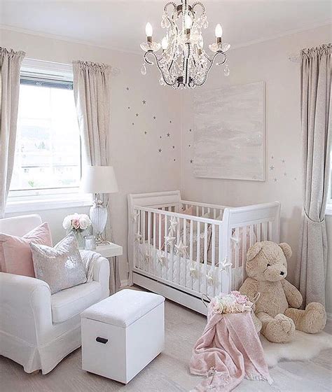 21 Beautiful Baby Girl Nursery Room Ideas - Gazzed