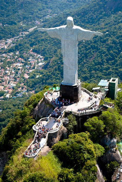 Christ the Redeemer (statue) - Wikipedia